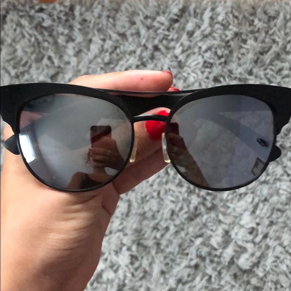 Quay sunglasses
